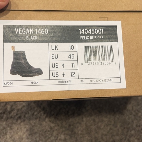 Dr. Martens VEGAN 1460 FELIX LACE UP BOOTS black size 11 men/ women size 12 - Picture 8 of 8